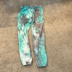 Tie dye sweat pants!